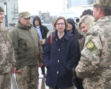 Военная делегация из США побывала на украинских военных кораблях и вышла в море в Мариуполе (ВИДЕО)