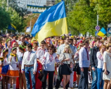 На День вышиванки в Мариуполе пройдет дефиле национальной одежды, парад и флешмоб