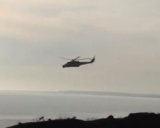 Над Азовским морем летали военные вертолеты (ВИДЕО)