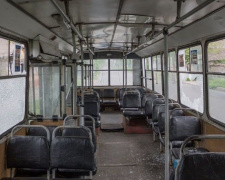 Из-под пуль – снова в работу: история одного мариупольского троллейбуса (ФОТО)