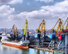 Действия РФ в Азовском море: грузопоток за год упал на 15%, убытки превысили 1 млрд грн