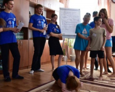 Мариупольские подростки стали тренерами для сверстников (ФОТО+ВИДЕО)