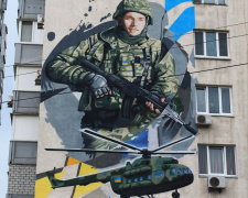 Захищав Київ та Маріуполь: у столиці з’явився мурал на честь "азовця" Андрія Огородника