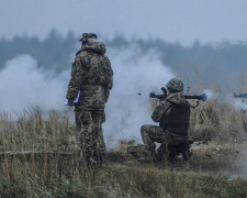 Боевики обстреляли Приазовье из запрещенного оружия. Под Мариуполем погиб украинский военный