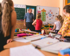 В украинских школах в первые месяцы учебного года введут «корректирующее обучение»