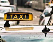 В Мариуполе такси бесплатно будет подвозить медиков к месту работы