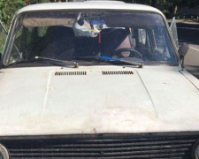 В четвертый раз и под наркотиками: в Мариуполе задержали пьяного водителя на поврежденном автомобиле (ФОТО)