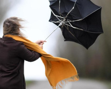 Дощі та штормові пориву вітру – синоптики попереджають про погодні сюрпризи