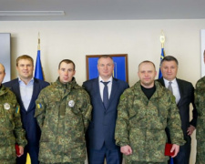 Четверо полицейских Донецкой области получили награды за защиту блокпостов