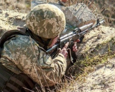 Из-за обстрелов в Донбассе вновь погибло четверо военных