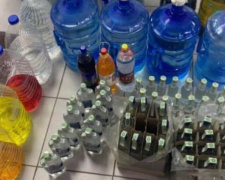 В Мариуполе изготавливали алкогольный фальсификат для продажи в магазинах и «наливайках»