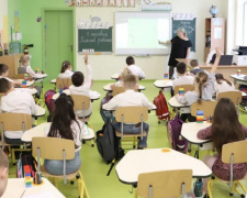 Дистанционное обучение завершается в киевских школах вопреки «красной» зоне