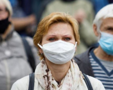 В Украине зафиксировали новый антирекорд по коронавирусу: почти 600 случаев за сутки