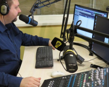 Мариуполь-ФМ: мы точно знаем, что слушают. В Украине День радио (ФОТО)