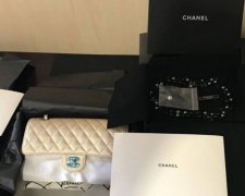 Украшения Chanel перехвачены на линии разграничения при вывозе из «ДНР» (ФОТО)