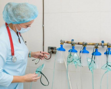 Количество кислородных станций в больницах Украины увеличится почти в 8 раз