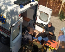 Сломаны ребра и плечо: в Мариуполе в результате ДТП водитель вылетел из автомобиля