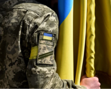 Українців за кордоном закликають стати на військовий облік – що це означає для біженців