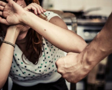За семейное насилие в Мариуполе с начала года наказали 17 агрессоров