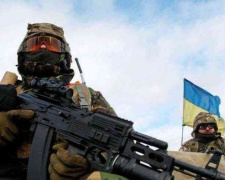 В Донбассе противник открыл огонь 15 раз. Двое украинских военных пострадали
