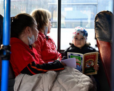 Окупанти відправлять 10 тис. українських дітей на «культурне просвітництво» у росію – подробиці