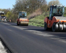 Зеленский пообещал закрыть «стартап» чиновников по «ямочному ремонту» дорог