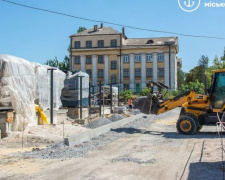 Стало известно, когда в Мариуполе откроют ледовый комплекс (ВИДЕО)