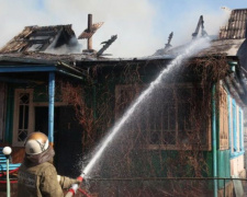 В мариупольском доме сгорел человек. Пытаются установить его личность