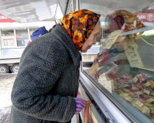Пенсіонери в Донецьку ледь виживають і бояться втратити в окупації українські пенсії 