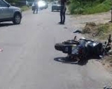 В Мариуполе подросток на скутере врезался в автомобиль