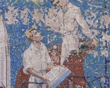 Покорители космоса: легендарная мозаика в центре Мариуполя получит новую жизнь?