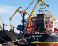 В порт Мариуполя возобновили импорт угля. Топливо везут из Нидерландов, США и других стран (ФОТО)