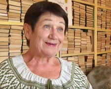За жертвенность и любовь к Украине: в Мариуполе наградили руководительницу общественной организации Нину Павлюк