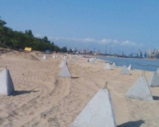 Мариупольский пляж разминируют к началу сезона