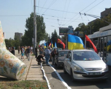 Мариупольцы выступили против бездорожья национальной трассы Н-08 (ФОТО)
