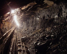 На Донетчине из горящей шахты эвакуировали более 200 горняков