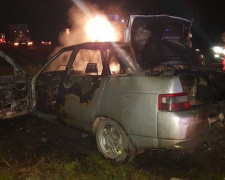 На трассе «Запорожье-Мариуполь» горел автомобиль: есть пострадавшие
