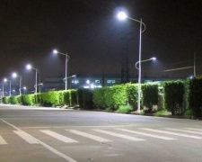 Город засияет: в Мариуполе модернизируют уличное освещение