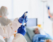 Медики сообщили, когда ждать пик эпидемии коронавируса в Украине