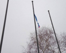 На Донетчине вновь сорвали флаги Украины и Евросоюза
