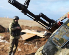 Нарушения «тихого» режима: на Донбассе обстрелом ранило бойца ВСУ