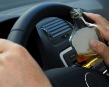 В Мариуполе пьяного водителя, предложившего полиции взятку, ждет суд