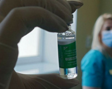 В Мариуполе против коронавируса иммунизировали более 900 жителей