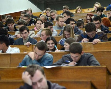 В Мариуполе студентам продлят каникулы из-за неотапливаемых аудиторий