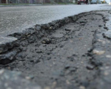 Убирайте за собой: мариупольская власть рассказала, кто должен восстанавливать дорожное покрытие после ремонта