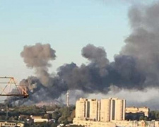 Оккупированный Донецк сотрясают взрывы: горят склады боеприпасов (ФОТО+ВИДЕО)