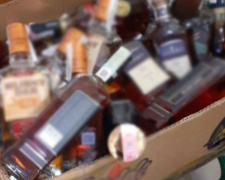 В Мариуполе изъяли из продажи более двух тысяч литров опасного алкоголя