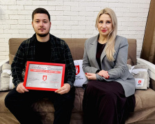 "Зекономили 15 років життя": оборонець Маріуполя Дмитро Яковець отримав власну квартиру від "Серця Азовсталі"