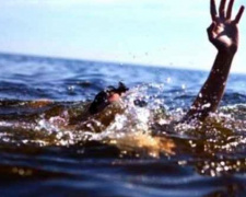 В водоемах Донетчины вчера утонули три человека, в том числе ребенок