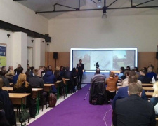 Проекты стартапов аспирантов ПГТУ Мариуполя наградили шляпами Сикорского (ФОТО)